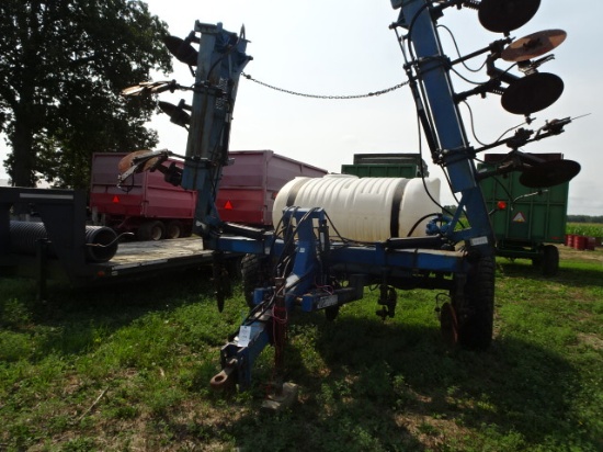 Progressive 2400 16 Row Hyd. Fold 1000 Gallon Nitrogen Applicator