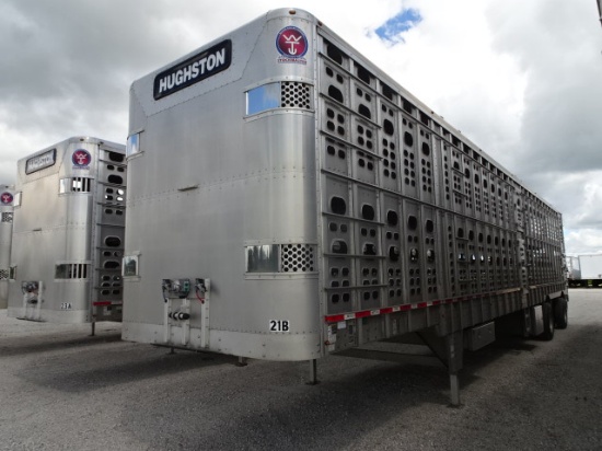 #21B 2021 WILSON VIN: 1W16532A3M5559284 Wilson Stockmaster Model PSADL-400P 53' aluminum Hallway T