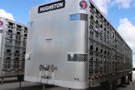 #19A 2019 WILSON VIN: 1W16532A9K5555429 Wilson Stockmaster Model PSADL-400P 53' aluminum Hallway T