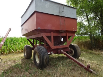 26. M & W gravity wagon ("little red wagon"