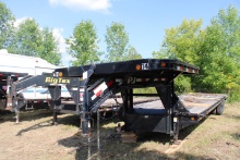 2018 PJ 102"x36' dual-tandem gooseneck trailer