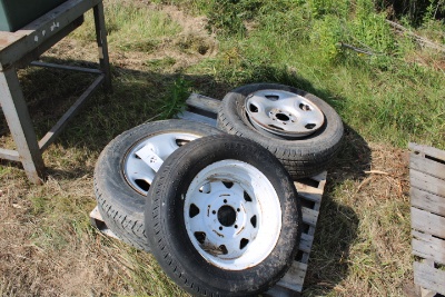 3 rims + tires