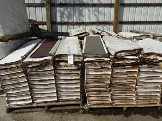 3 skids Edco ArrowLine shingle-shake – Royal Brown