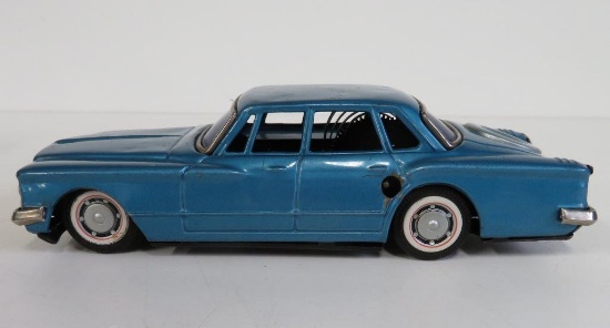 1961 Bandai Plymouth Valiant windup car