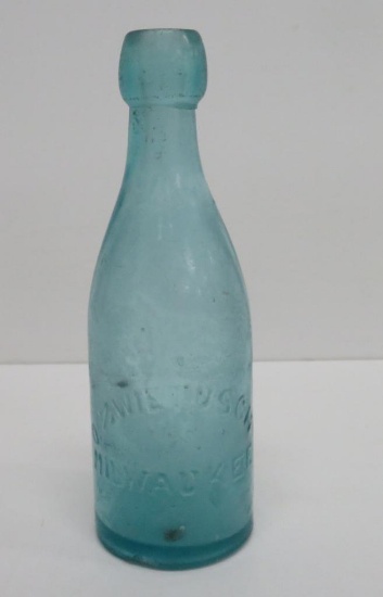 O. Zwietusch Milwaukee Hutch bottle