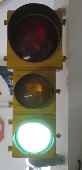 Eagle Signal Stoplight