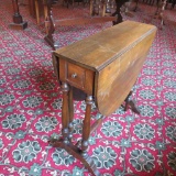 Gateleg Table with drawer