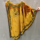 Side capelet with Sun