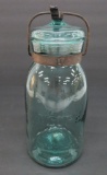 Globe Canning jar with metal bail closure, quart