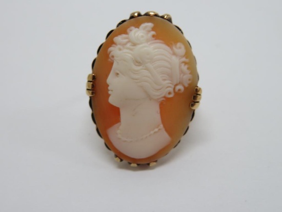Cameo Ring, estimate size 7 1/2, marked 10K