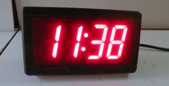 8 1/2" Simplex Large Number Digital Industrial Clock