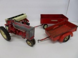 Tru Scale and International Farm Toys, four pieces