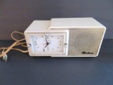 Bulova Model 100 Clock Radio, 12