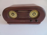 Philco wooden table top radio, c 1942, 42KR5, 14 1/2