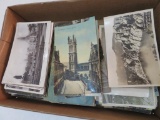 About 300 US and Foreign Postcards