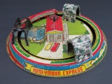 Honeymoon Express tin wind up train toy, 9 1/2