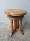 Maple piano stool, four pillar