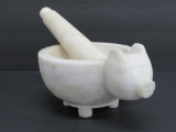 Alabaster pig mortar and pestle, 6