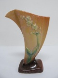 Roseville Wincraft vase, apricot, 273-8, glossy, 8