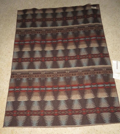 Woolrich blanket, Southwest design, 50" x 68"