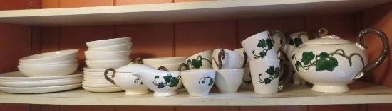 Metlox Poppy Trail dishes, Ivy, 37 pieces