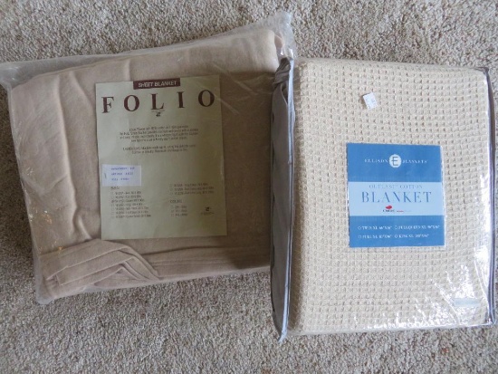 Two Queen size blankets, new in packages
