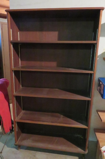 66 1/2" Bookcase, adjustable shelves