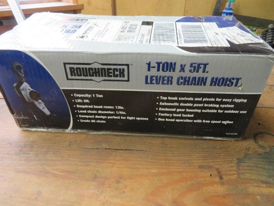 Roughneck 1-Ton x 5ft lever chain hoist, appears new in box