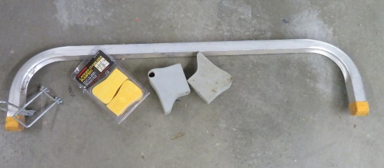48" Ladder stabilizer with bumpers