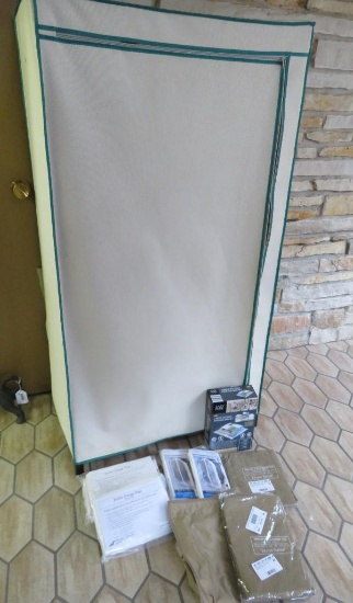 Storage closet and storage bags