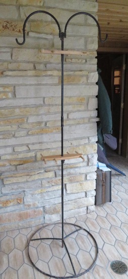 coat and hat rack, floor standing meta
