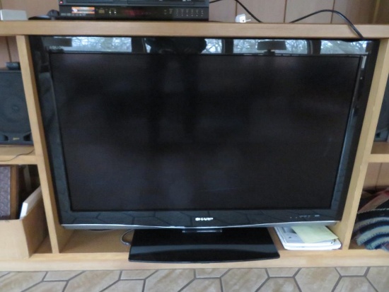 Sharp LC-15B2UA 42" television, flatscreen, working