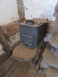 #97 Fleis, Foering and Thudium cast iron stove