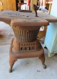 Badger cast iron stove, Milwaukee Stove Works, 24