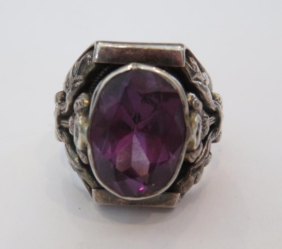 Lovely multi facet ornate setting ring, size 8 1/2