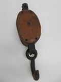 Double wooden pulley, 7