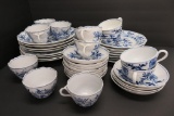 Meissen Blue Onion dinnerware, cross swords, service for 8