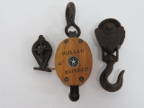 Three nice pulleys, wood and metal, 4