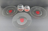 Pennsylvania Railroad glassware, three plates and two roly poly glasses