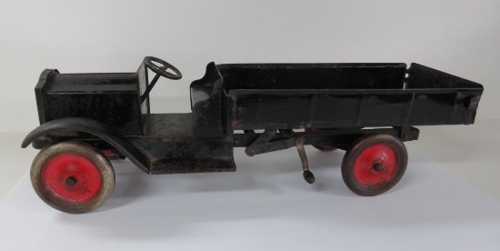 Buddy L Dump Truck, c 1920, lever dump working, 26", pressed steel