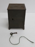 Metal safe bank with key, 3 1/2