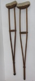 Early wooden crutches, 4'