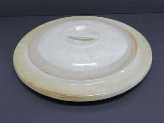 Stoneware lid, 5 & 6, daisy lid, 13"