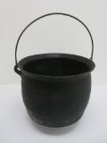 Cast iron spider kettle, 9 3/4