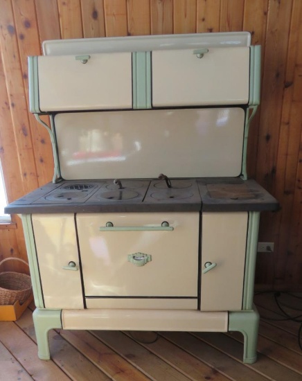 The Wehrle Co enamel stove, cream and green, Se-Ro-Co, #220