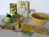 Vintage kitchen lot