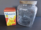 Monarch jar and Monarch Tea tin, orange Pekoe