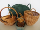 Large lot of assorted baskets, 9 pieces