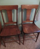 Pair of solid wood seat chairs