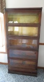 Nice Five stack Globe Wernicke barrister Lawyer bookcase, pedestal has single drawer